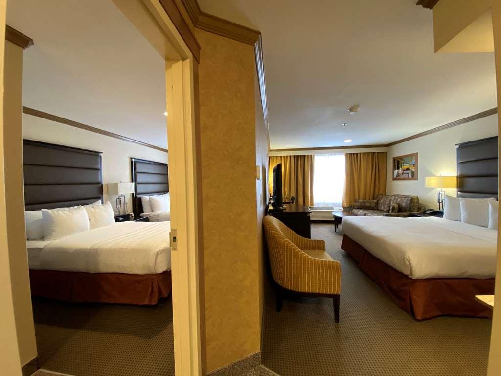 Camrose Resort Casino Δωμάτιο φωτογραφία